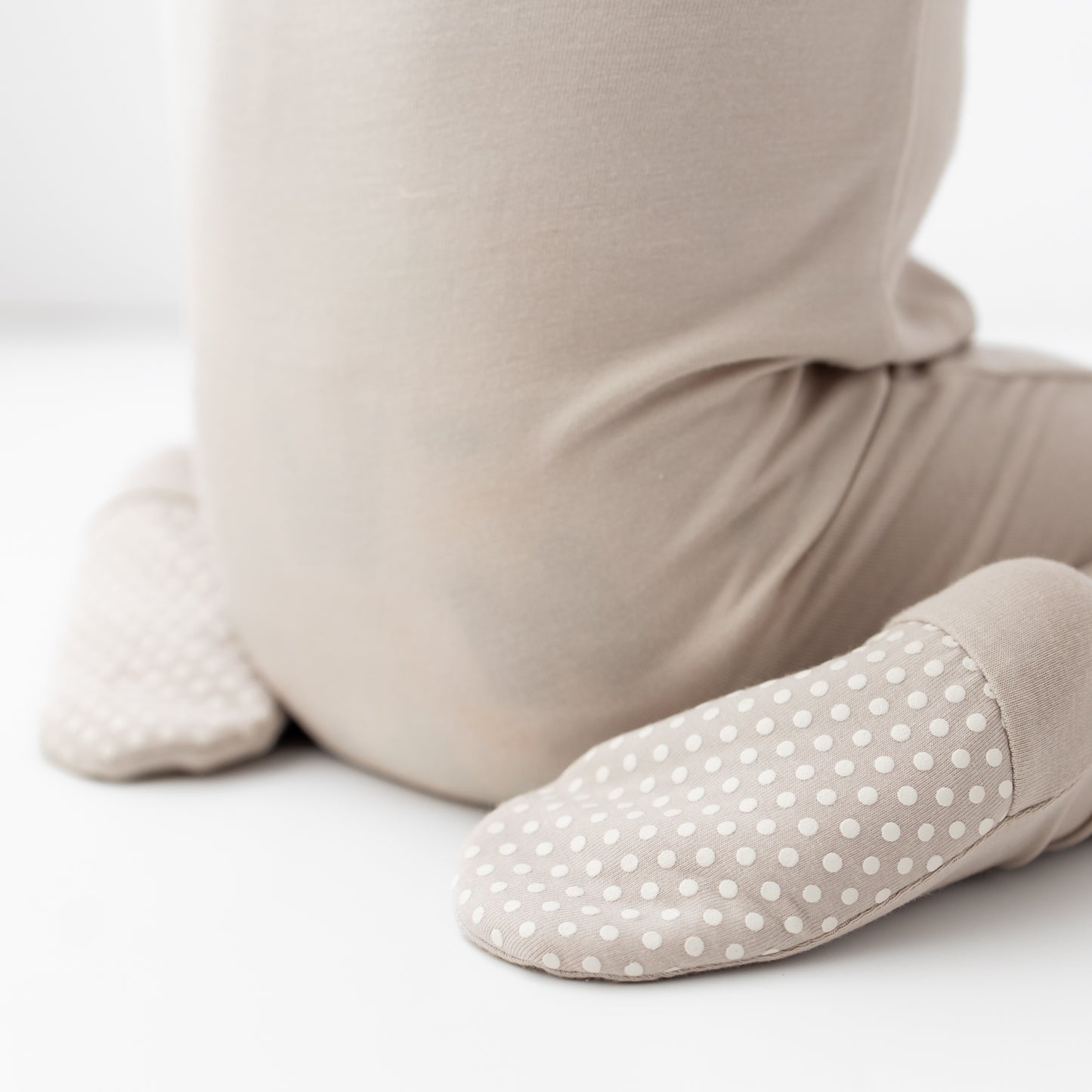 Oat Zippered Footie