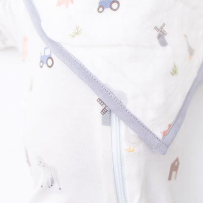 Farm Animals Bib Set