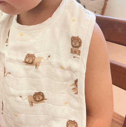 muslin baby bib