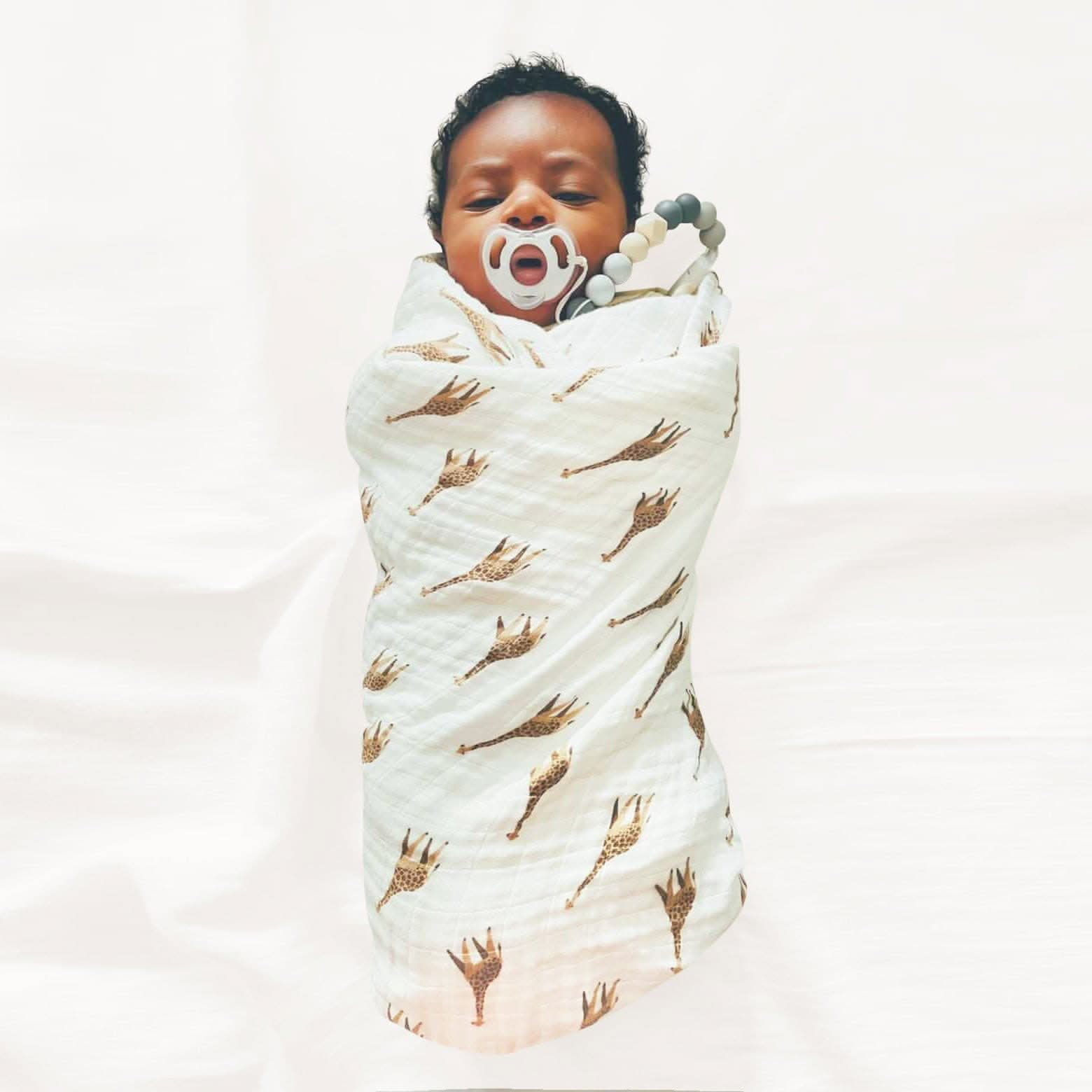 Giraffe & Zebra Swaddle Set (2-Pack) | Bamboo Little